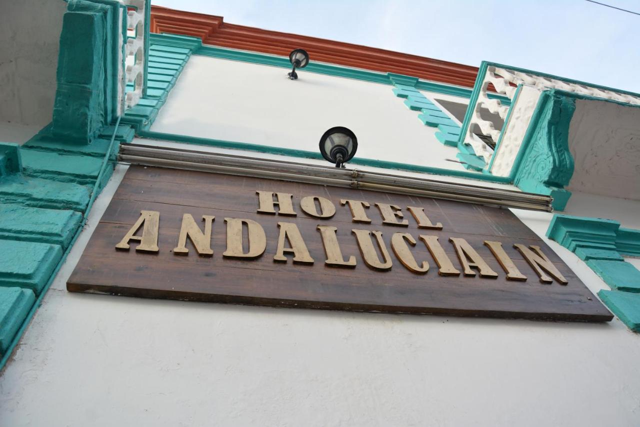 Hotel Andalucia Inn Santa Marta  Extérieur photo